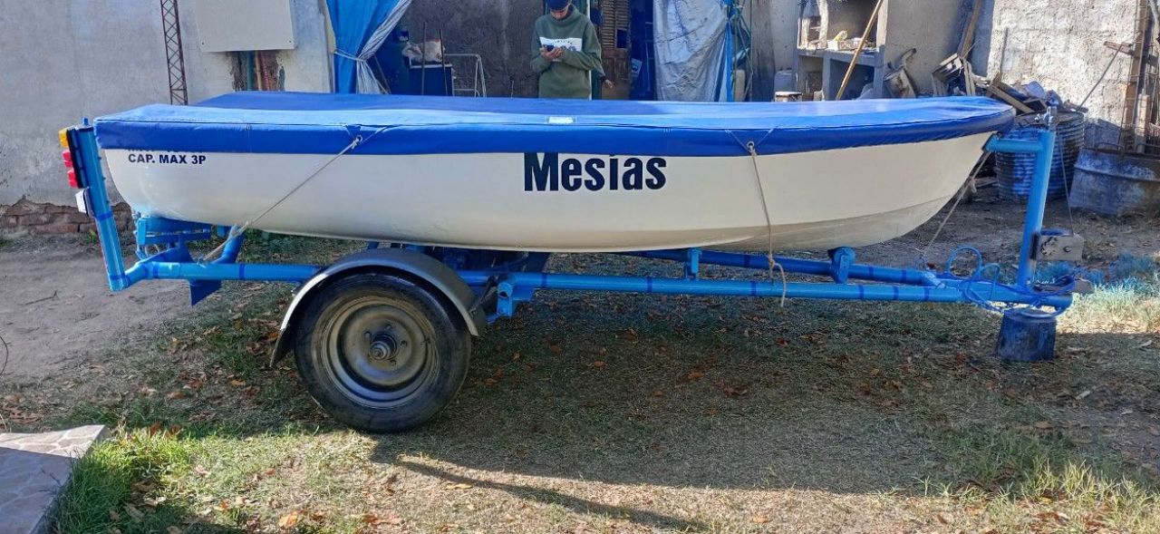 Náutica Bote Usado en Mendoza, deRuedas