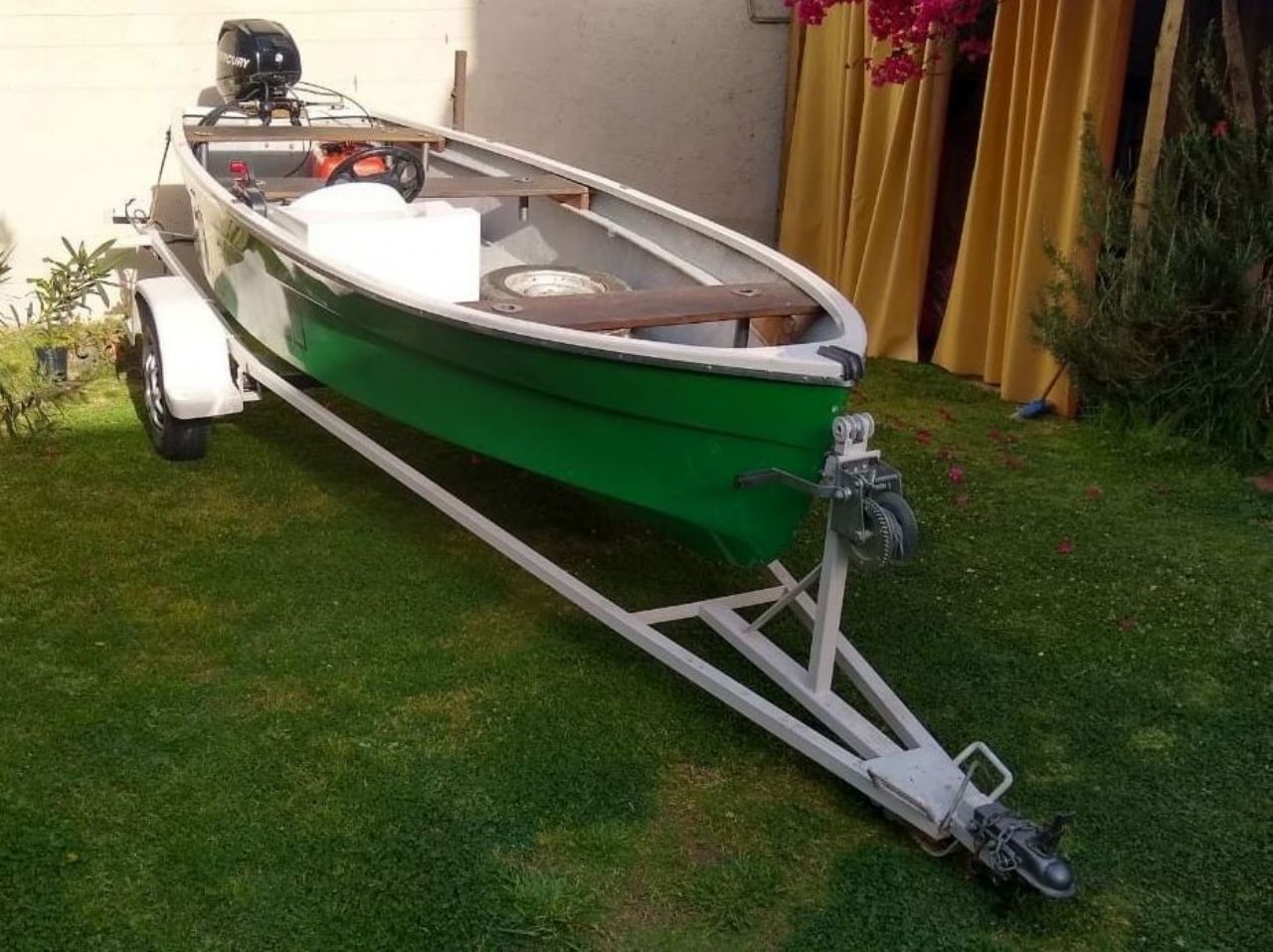 Náutica Bote Usado en Mendoza, deRuedas