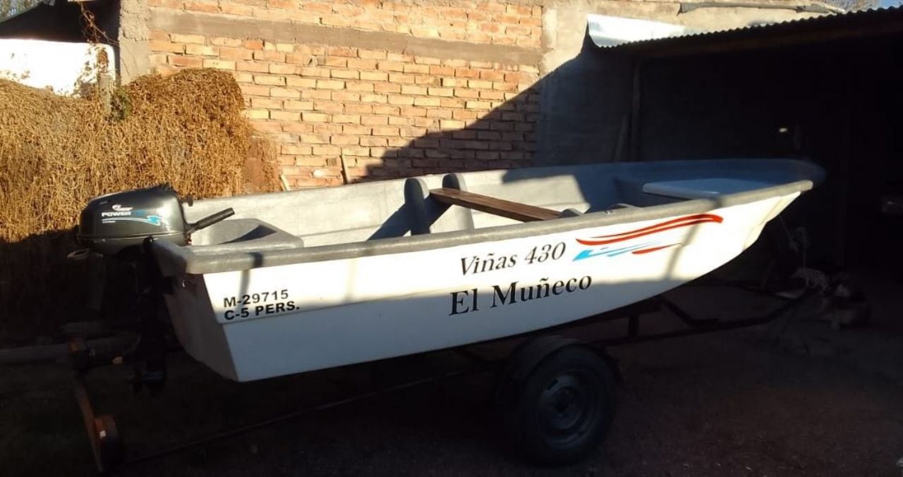Náutica Bote Usado en Mendoza, deRuedas