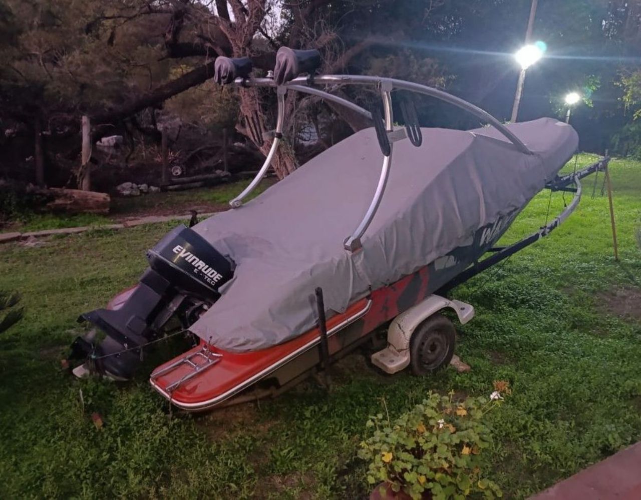 Náutica Lancha Usado en Córdoba, deRuedas