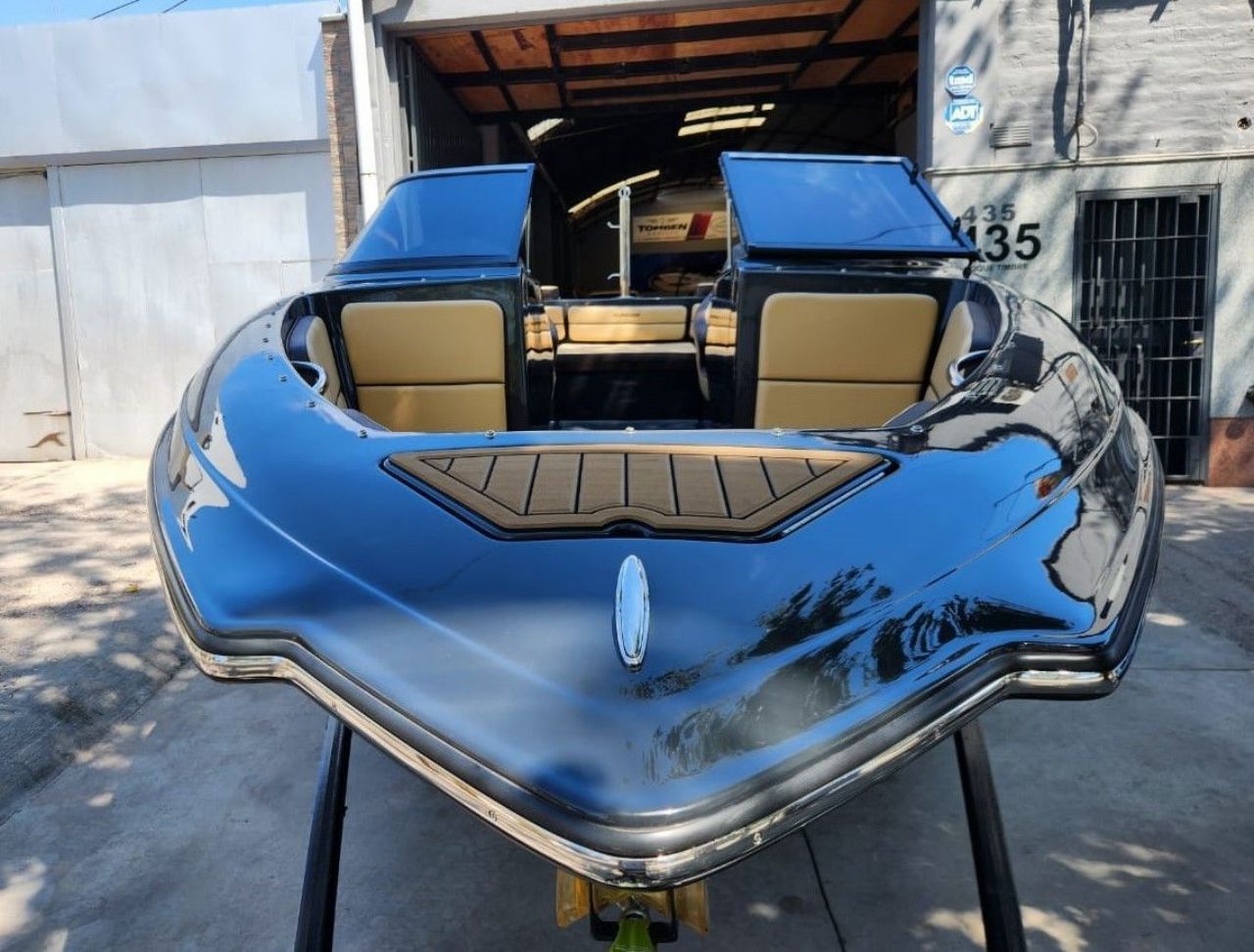 Náutica Lancha Nuevo en Mendoza, deRuedas