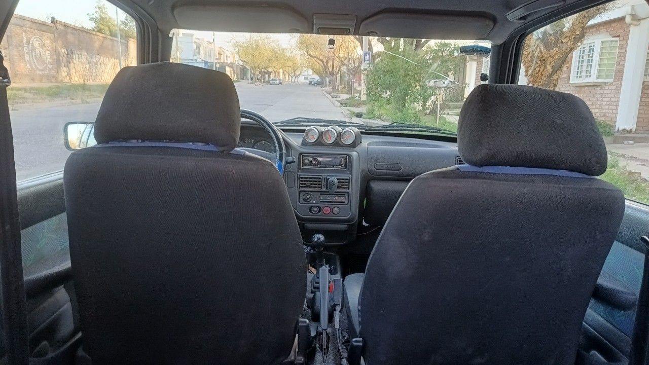Peugeot 106 Usado en Mendoza, deRuedas