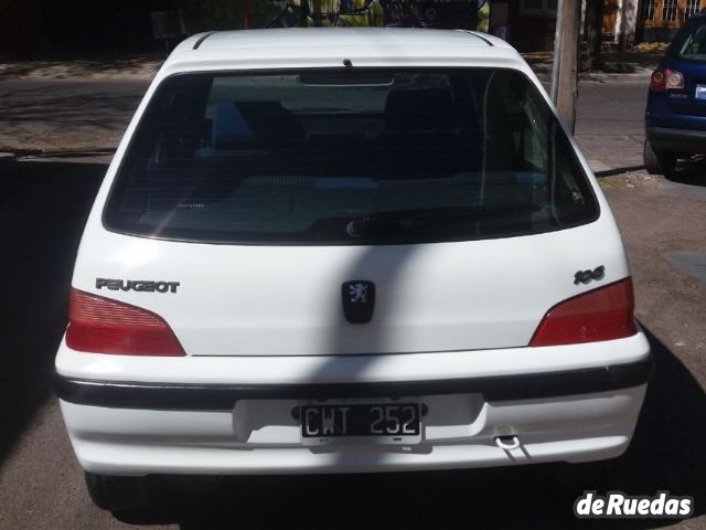 Peugeot 106 Usado en Mendoza, deRuedas