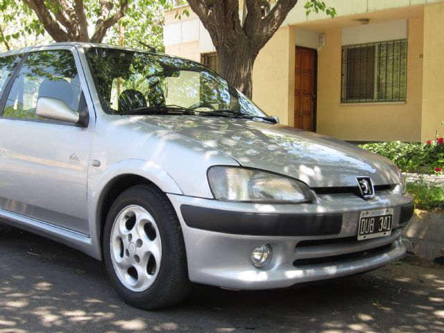 Peugeot 106 Usado en Mendoza, deRuedas