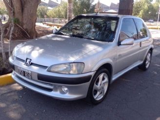 Peugeot 106 Usado en Mendoza