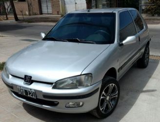 Peugeot 106 Usado en Mendoza