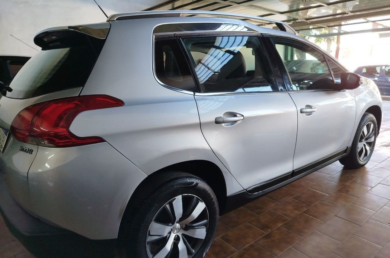 Peugeot 2008 Usado Financiado en Córdoba, deRuedas