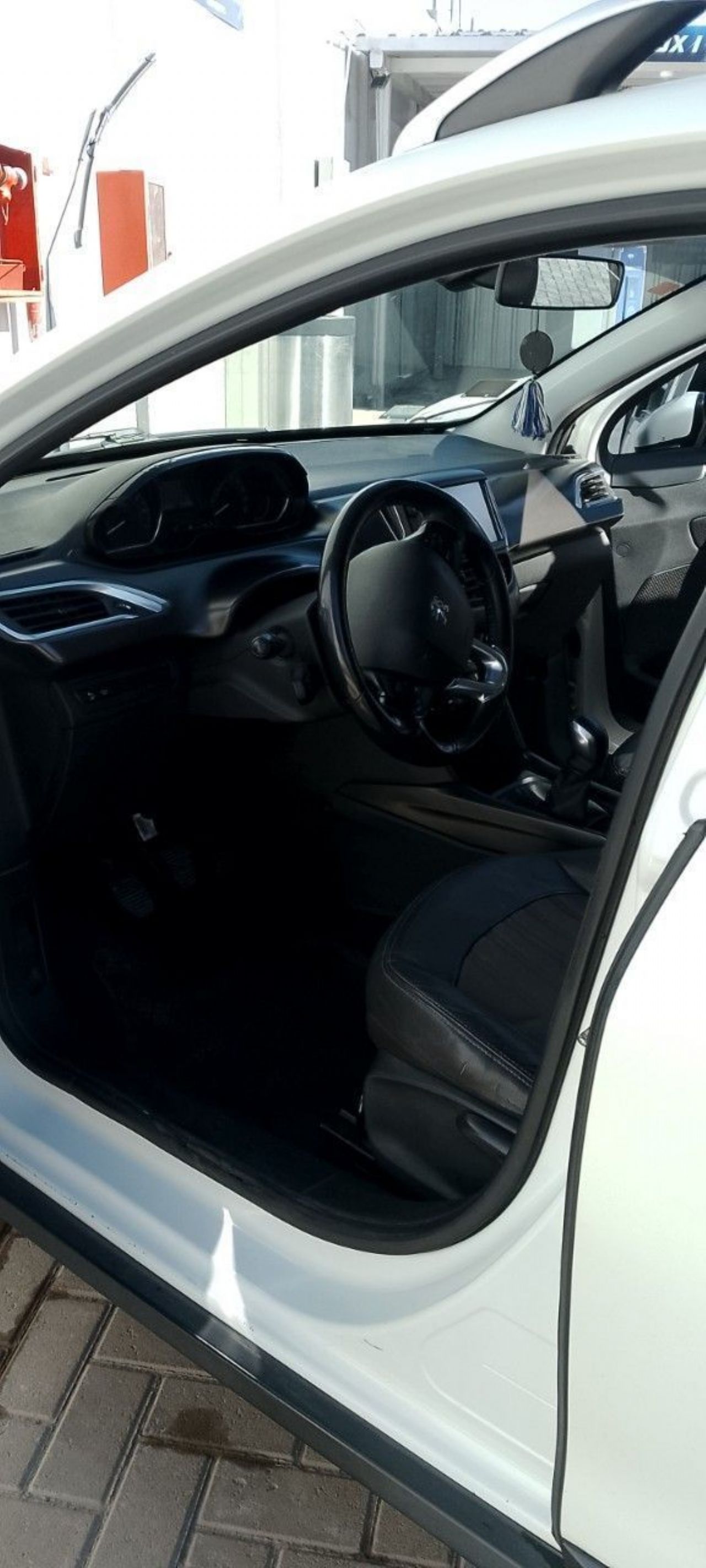 Peugeot 2008 Usado en San Juan, deRuedas