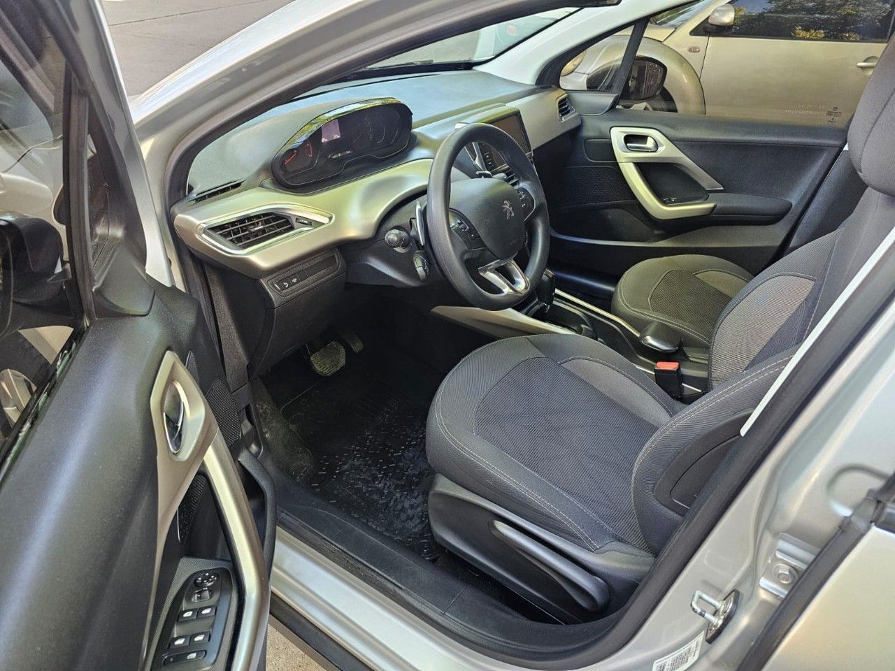 Peugeot 2008 Usado Financiado en Mendoza, deRuedas