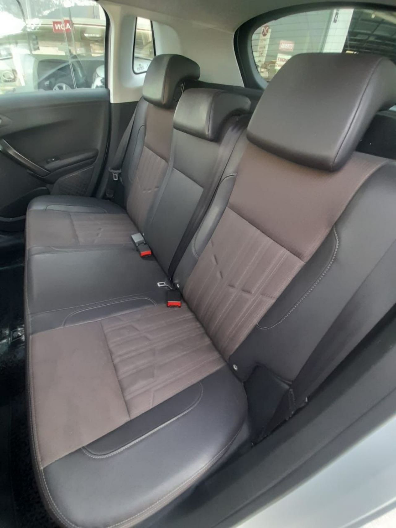 Peugeot 2008 Usado Financiado en Córdoba, deRuedas
