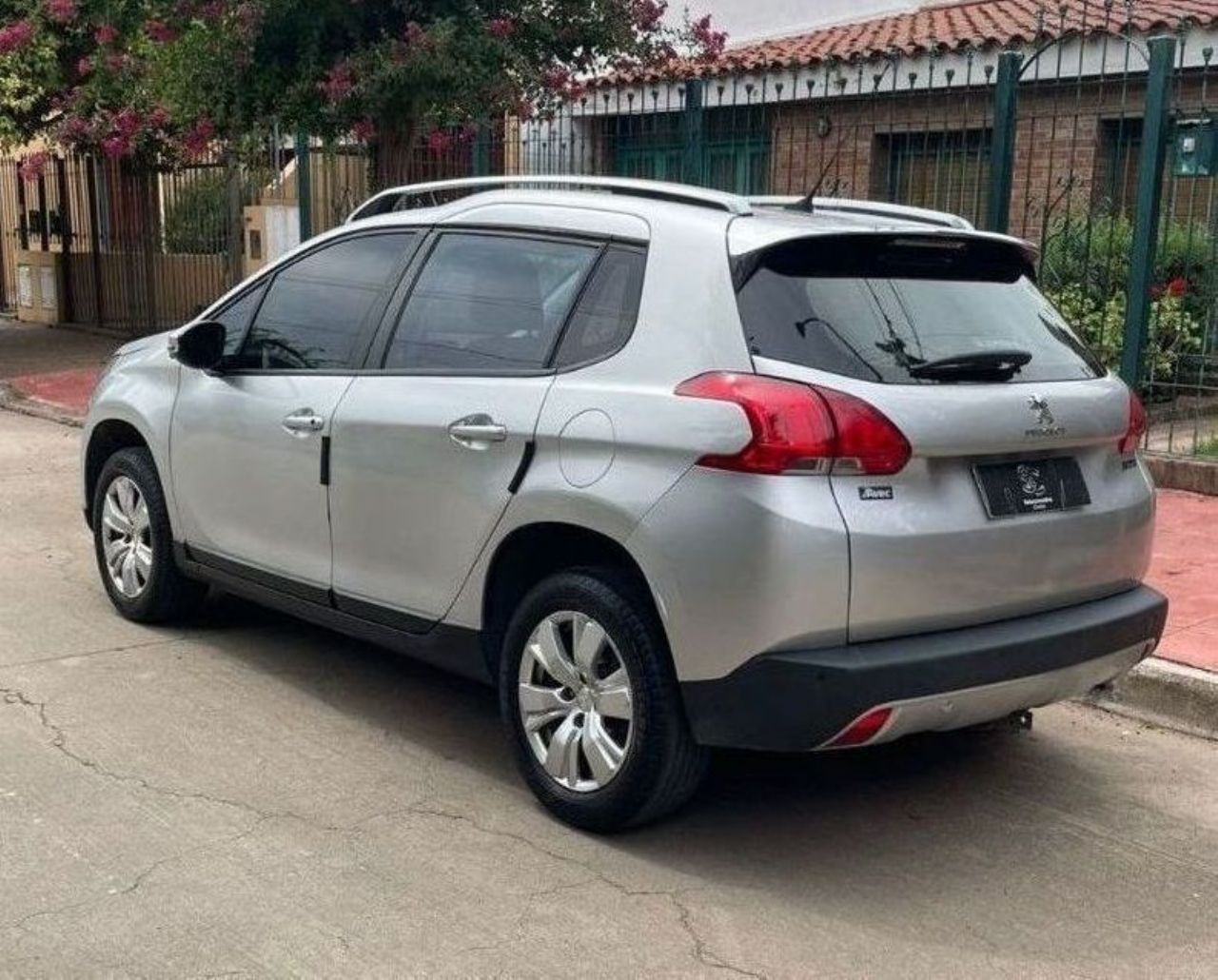 Peugeot 2008 Usado Financiado en Córdoba, deRuedas
