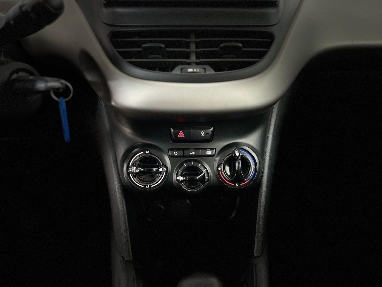 Peugeot 2008 Usado Financiado en Córdoba, deRuedas