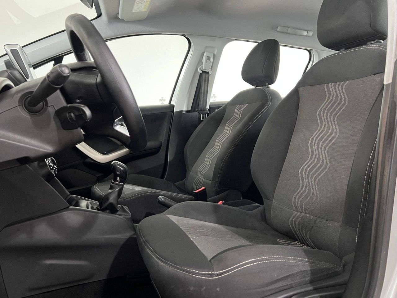 Peugeot 2008 Usado Financiado en Córdoba, deRuedas