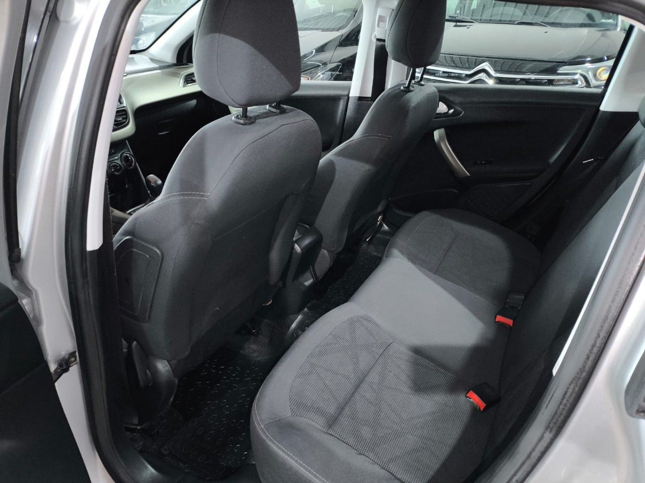 Peugeot 2008 Usado Financiado en Córdoba, deRuedas
