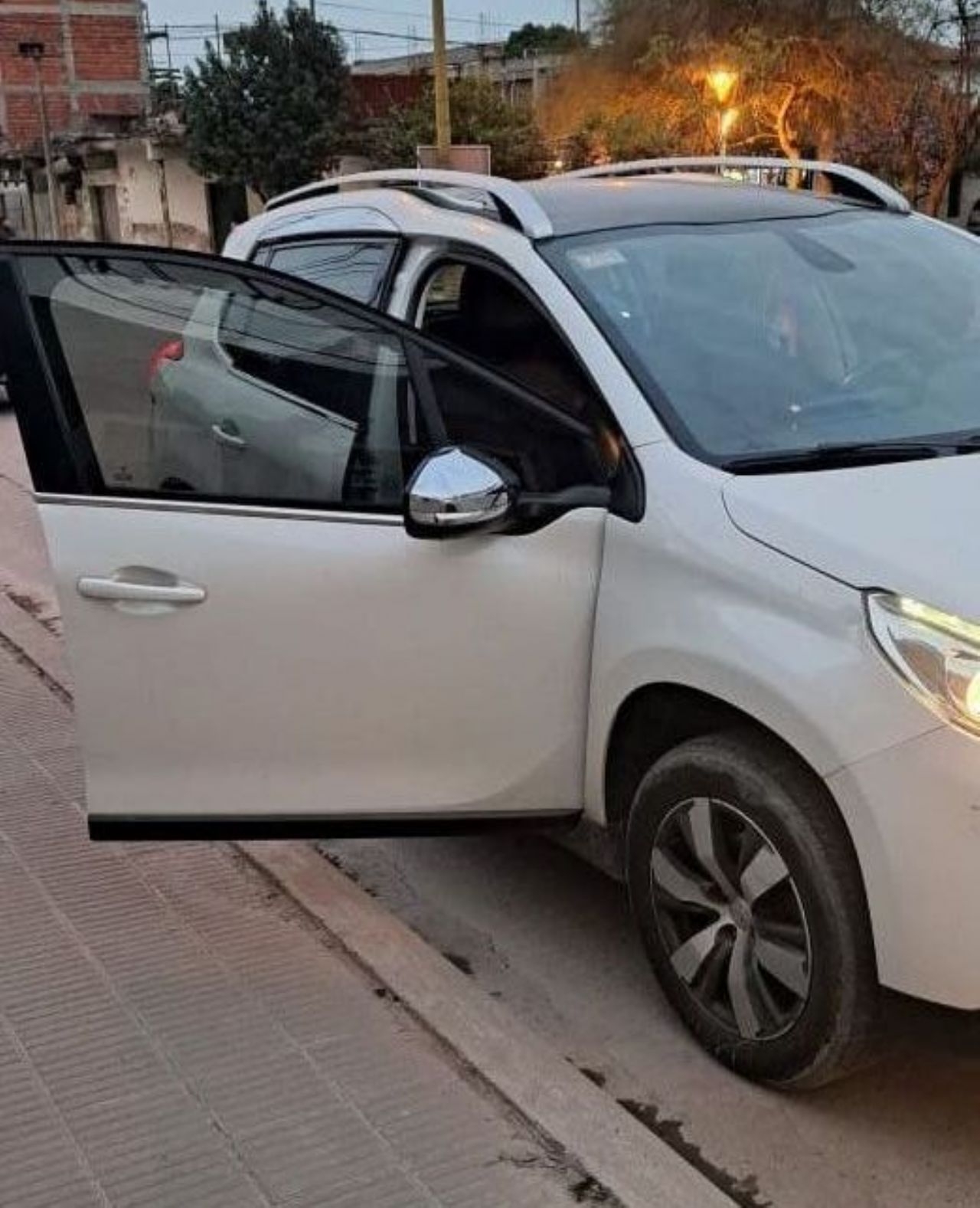 Peugeot 2008 Usado en Salta, deRuedas