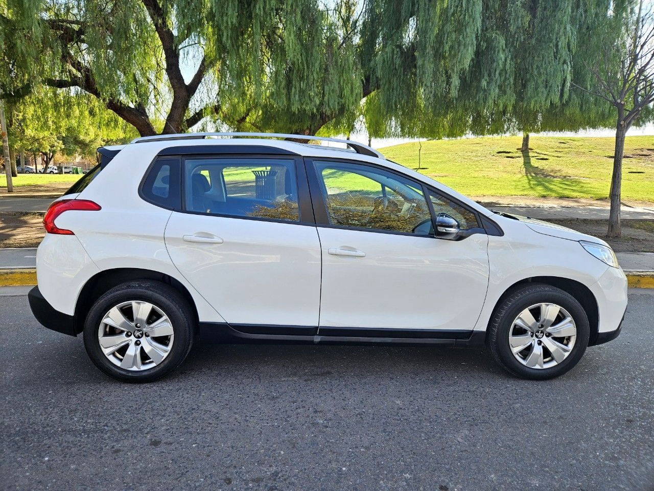 Peugeot 2008 Usado Financiado en Mendoza, deRuedas