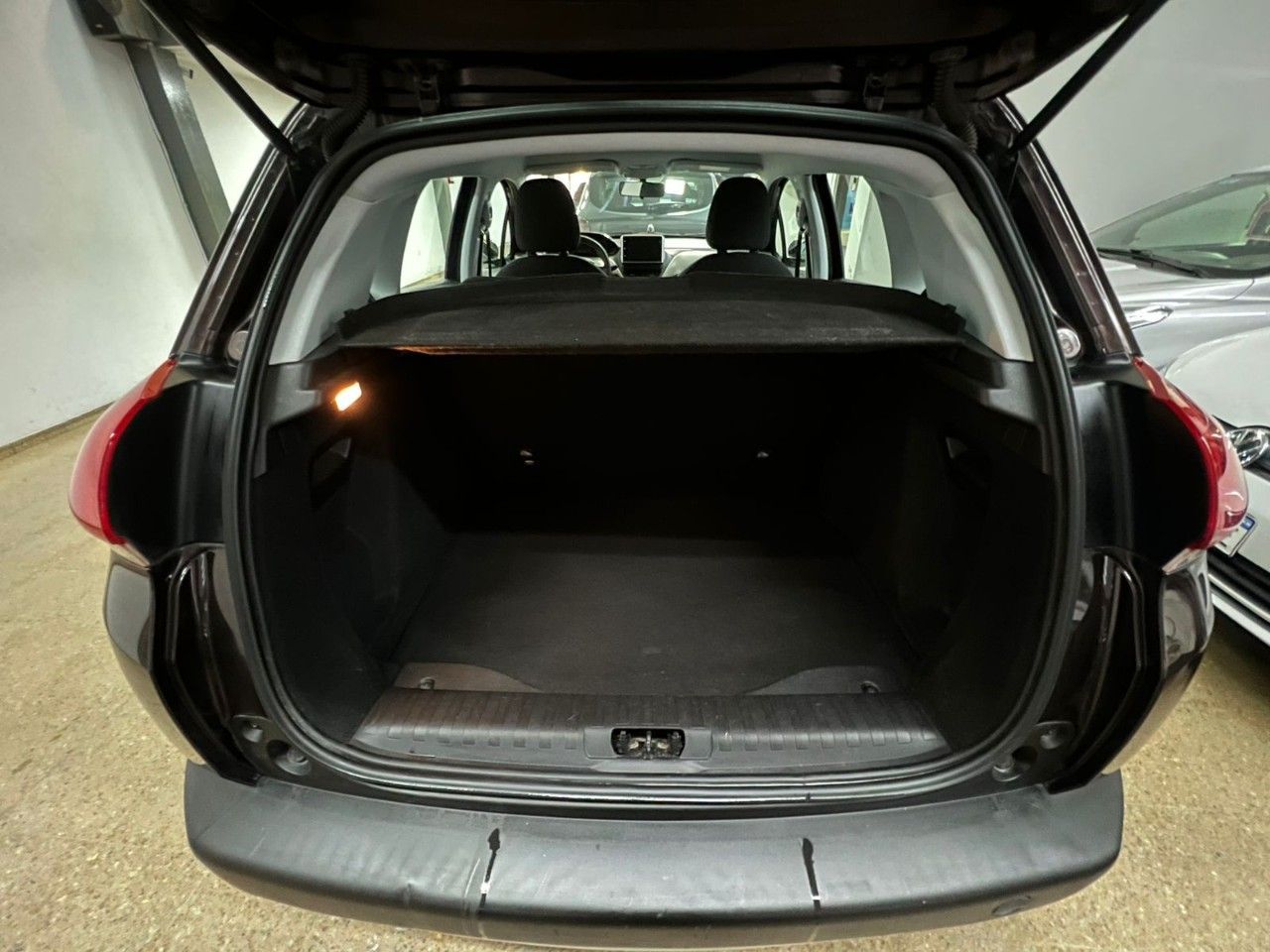 Peugeot 2008 Usado Financiado en Córdoba, deRuedas