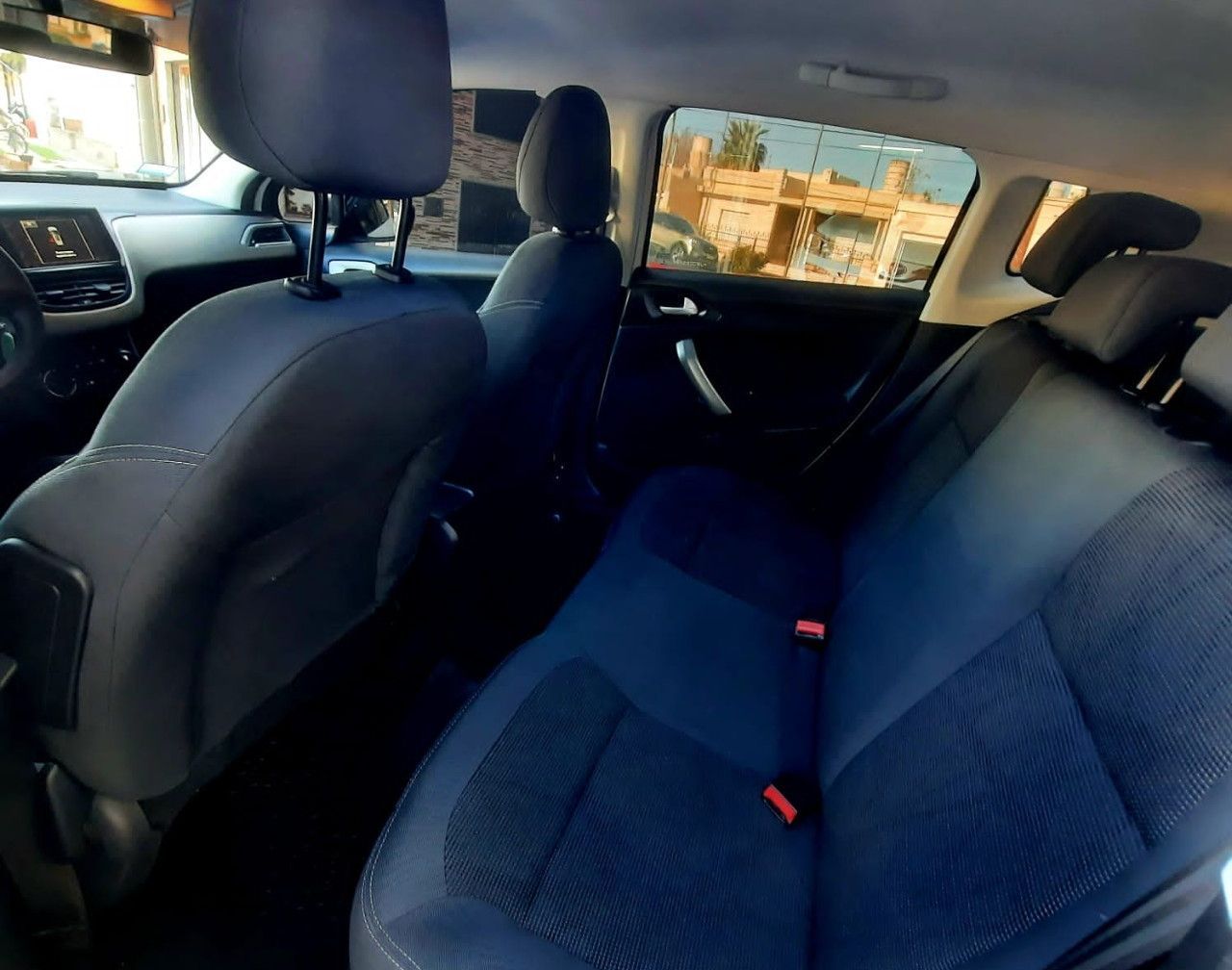 Peugeot 2008 Usado Financiado en Córdoba, deRuedas