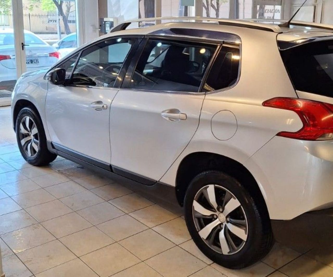 Peugeot 2008 Usado Financiado en Córdoba, deRuedas