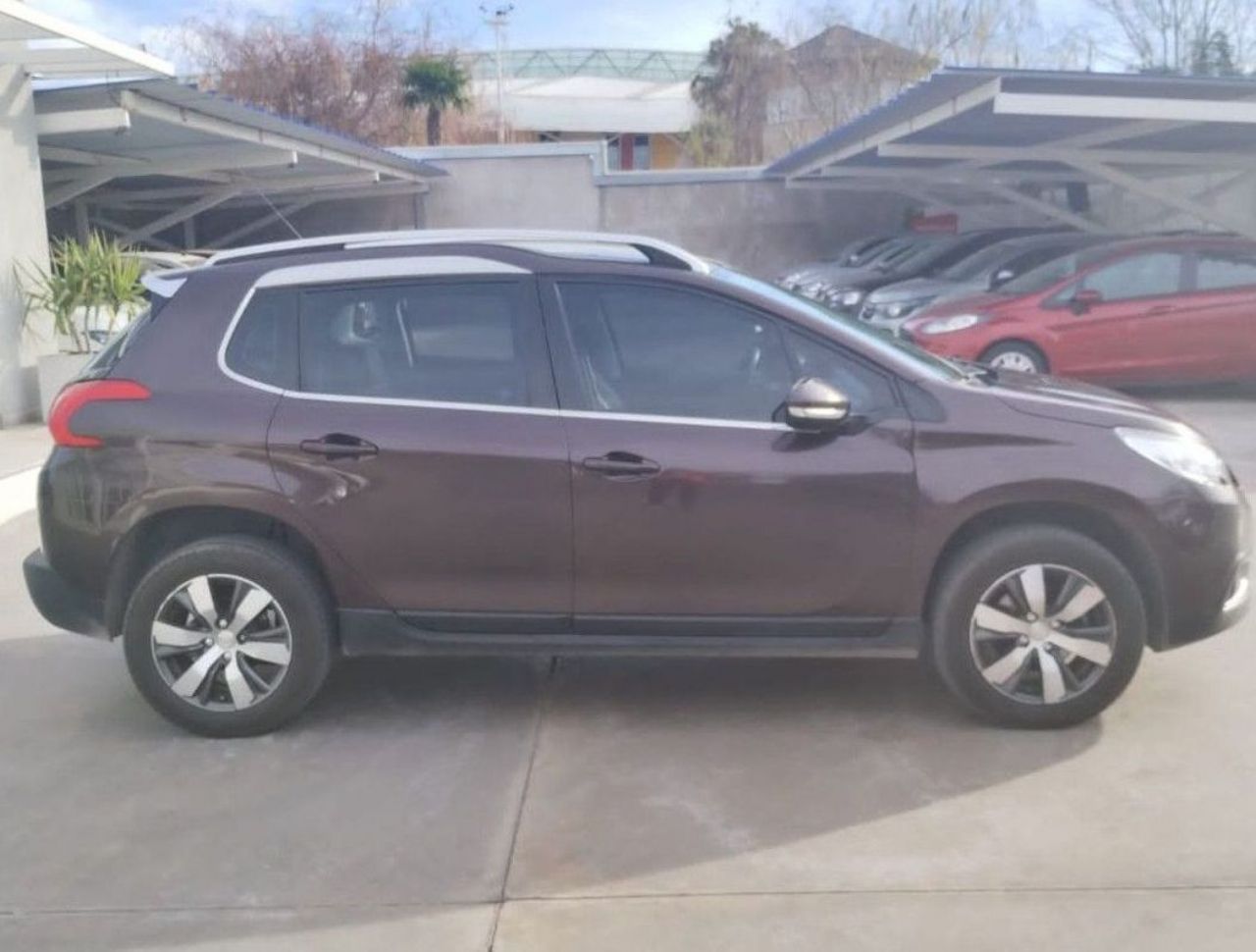 Peugeot 2008 Usado en San Luis, deRuedas
