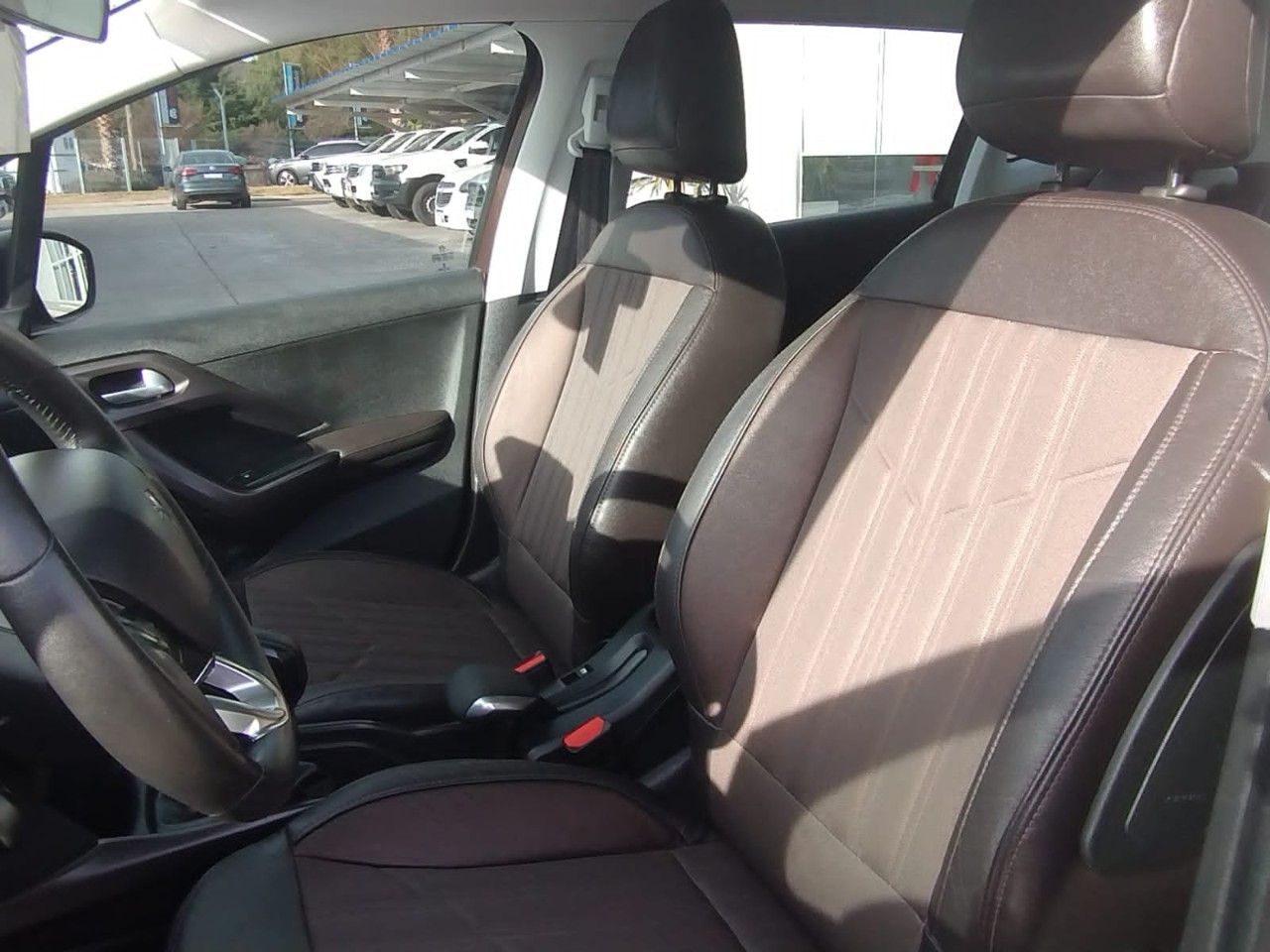 Peugeot 2008 Usado en San Luis, deRuedas
