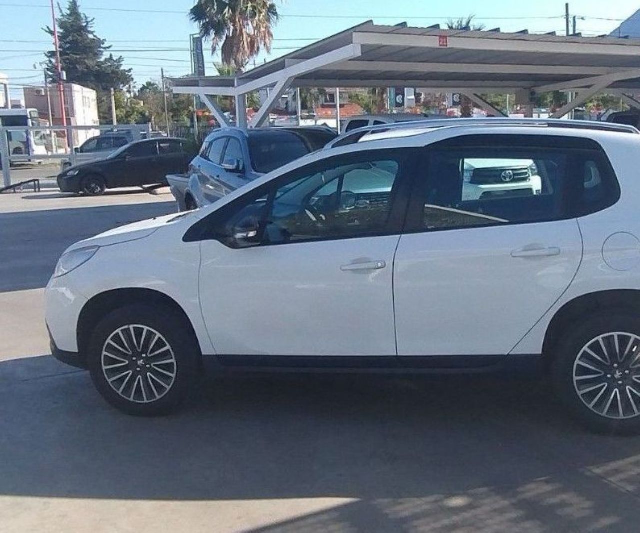 Peugeot 2008 Usado en San Luis, deRuedas