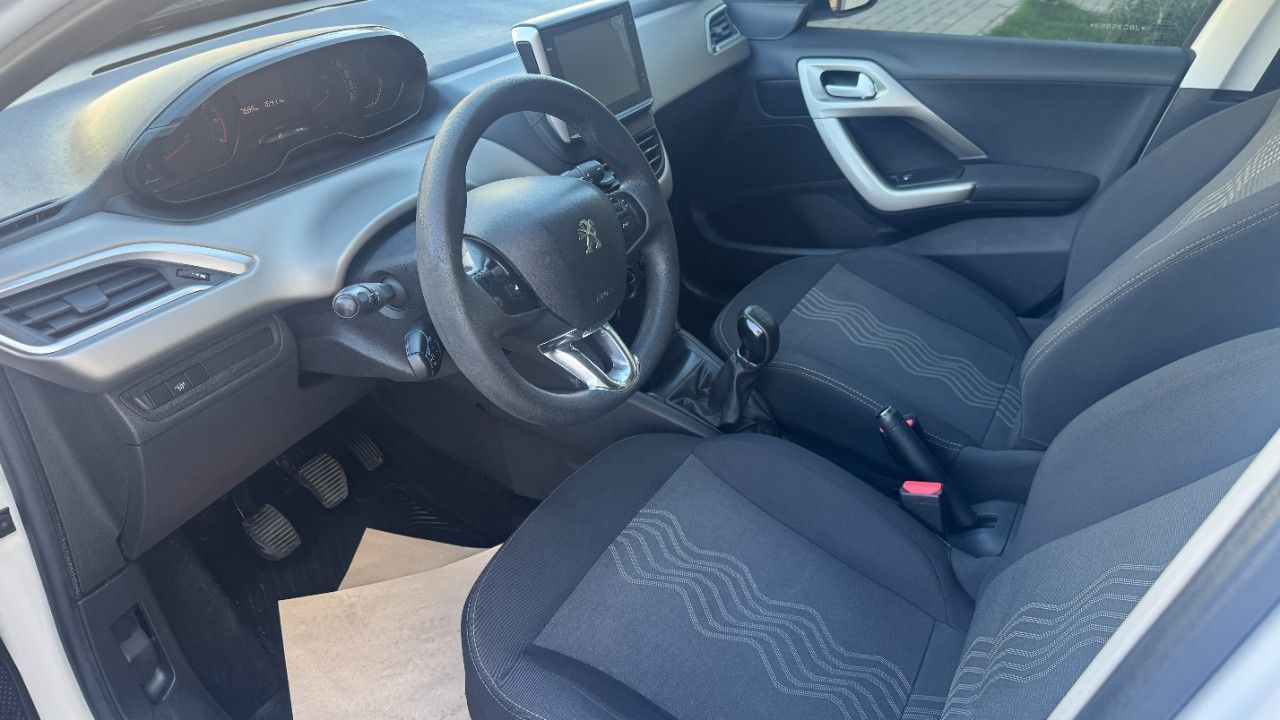 Peugeot 2008 Usado Financiado en Córdoba, deRuedas