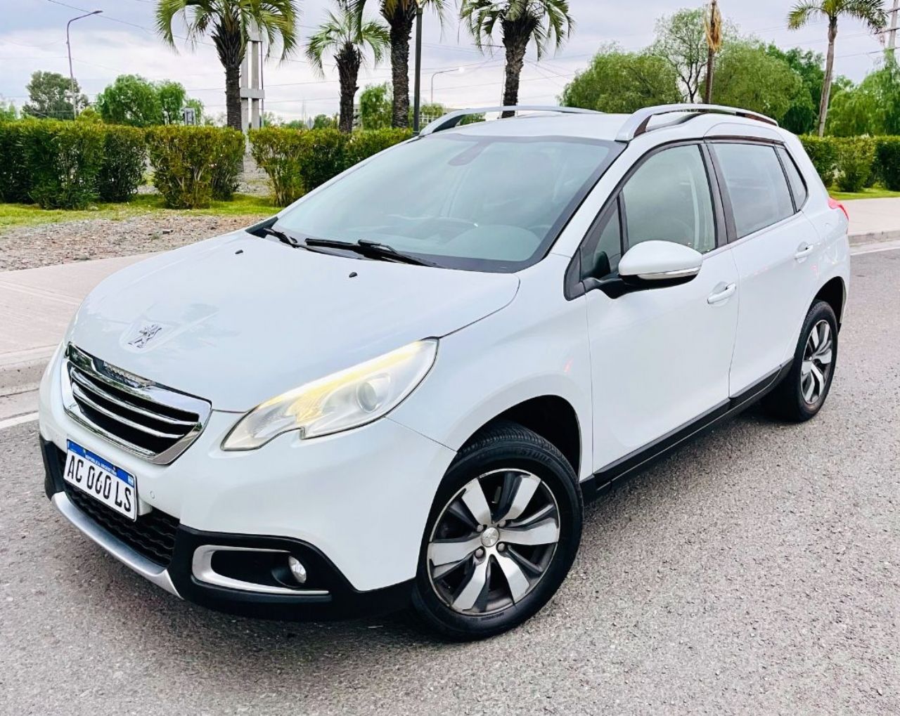Peugeot 2008 Usado Financiado en Mendoza, deRuedas