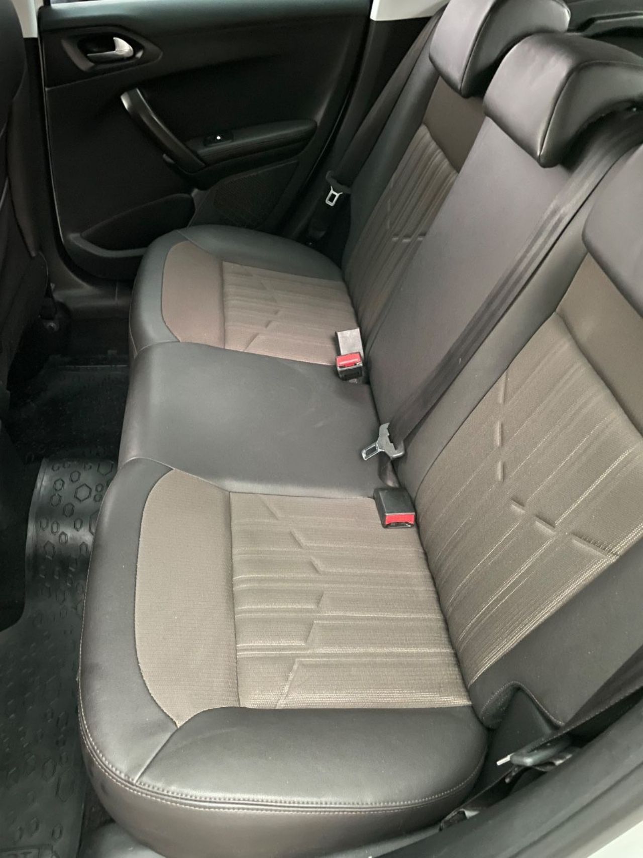 Peugeot 2008 Usado Financiado en Mendoza, deRuedas