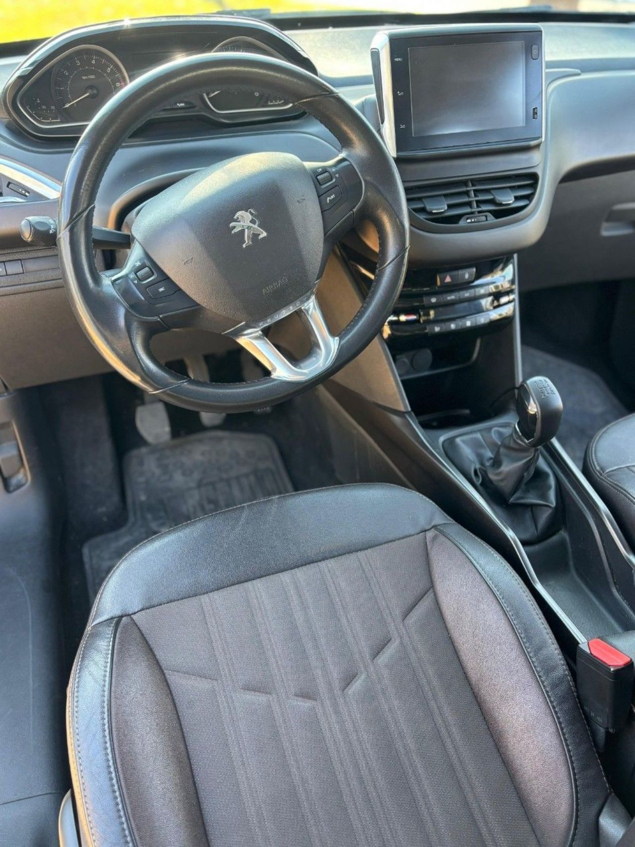 Peugeot 2008 Usado Financiado en Mendoza, deRuedas
