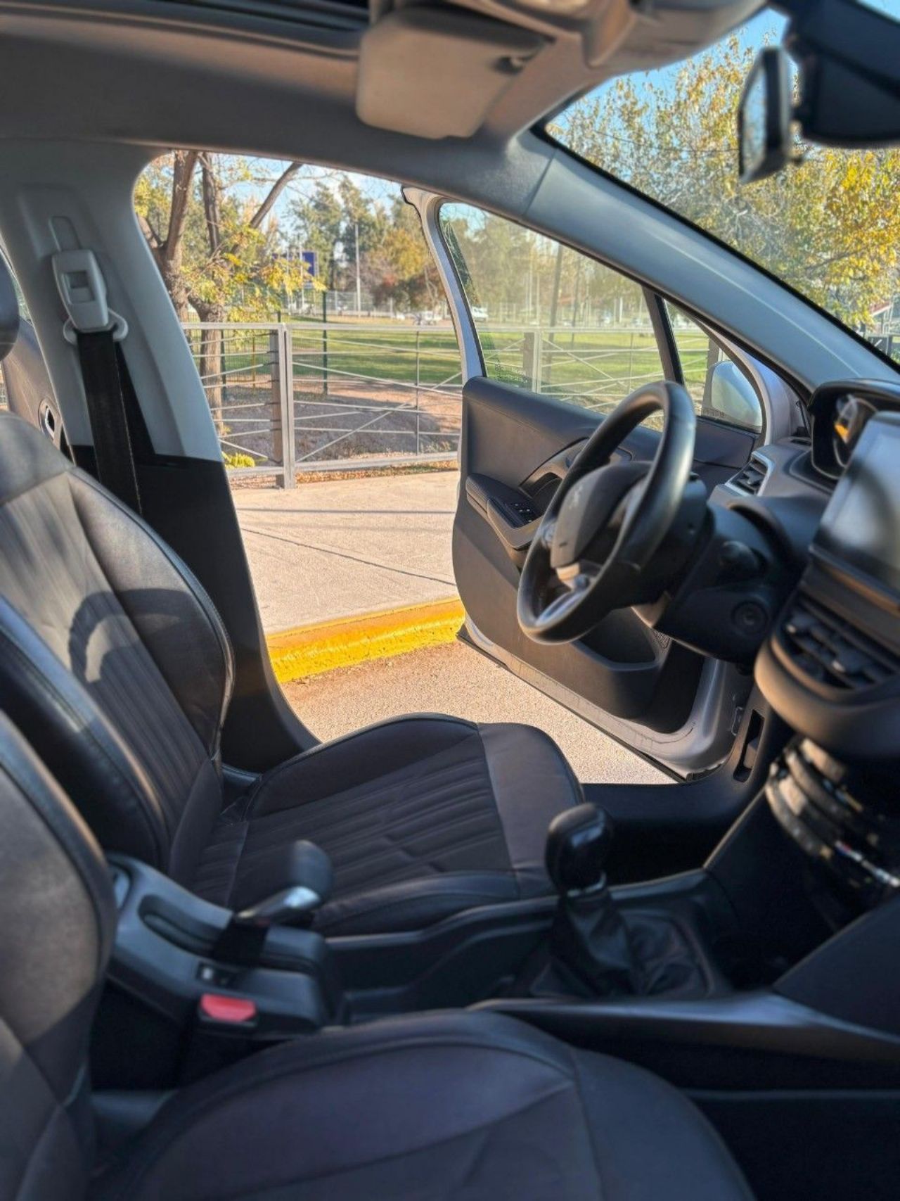 Peugeot 2008 Usado Financiado en Mendoza, deRuedas