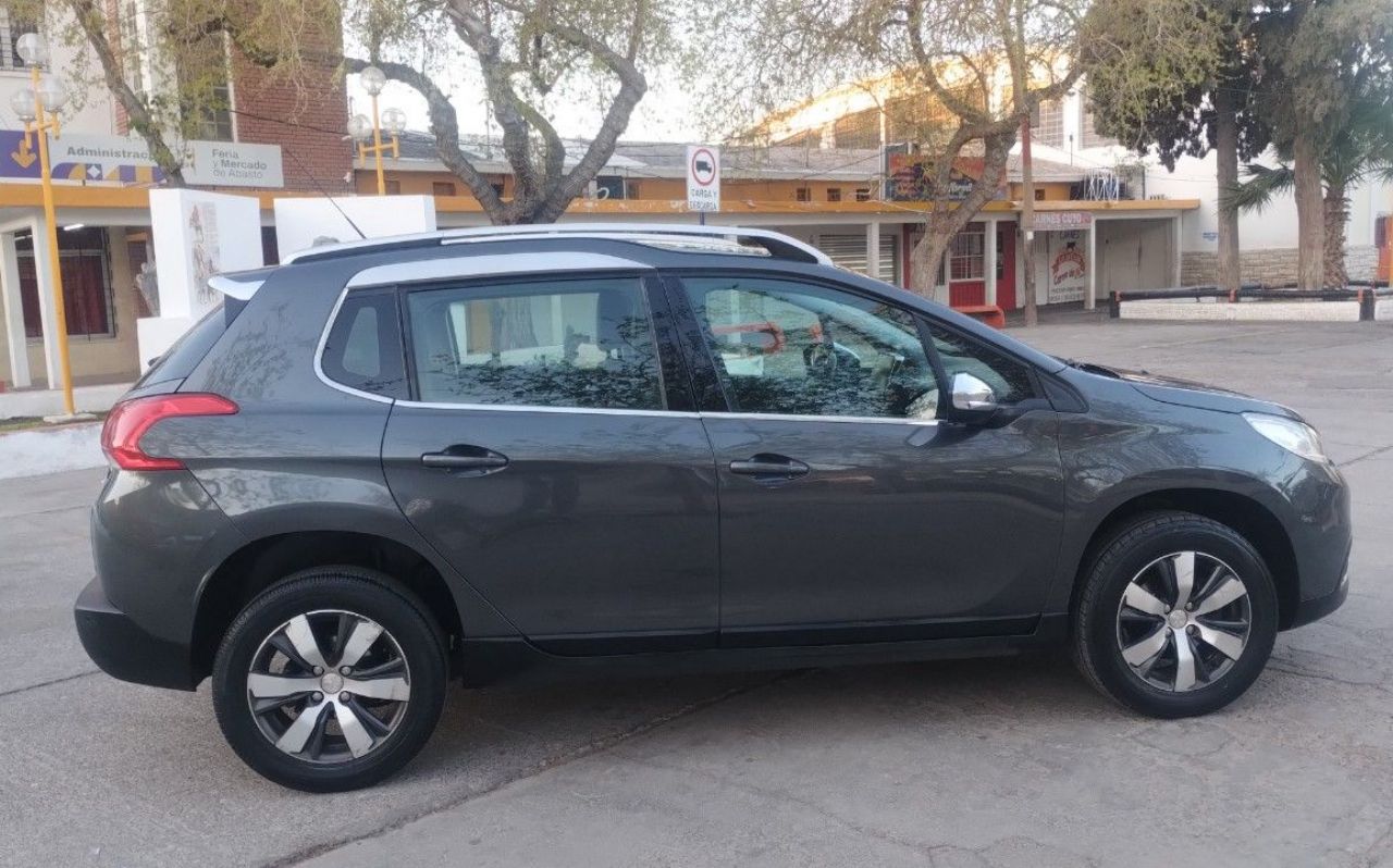 Peugeot 2008 Usado en San Juan, deRuedas
