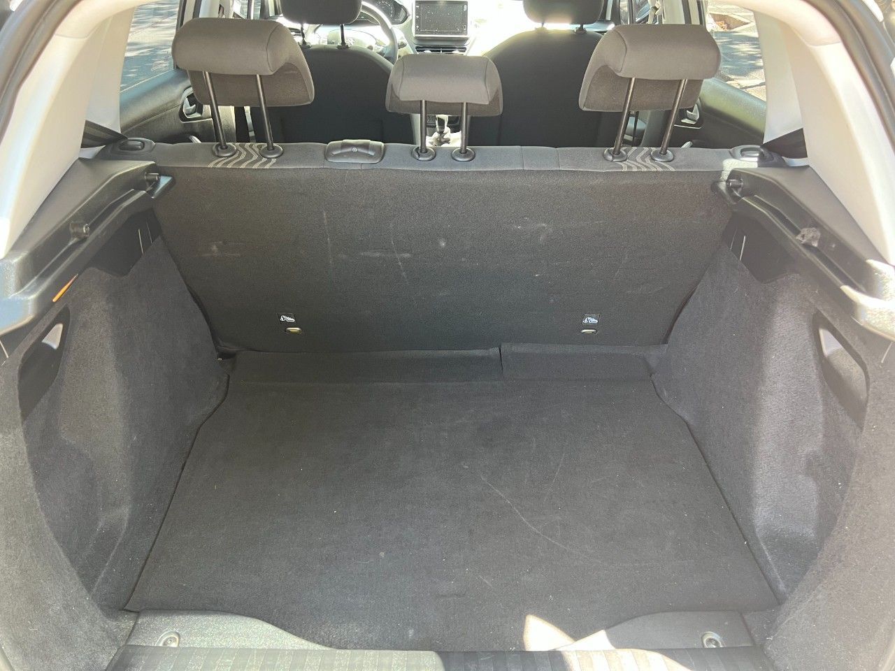 Peugeot 2008 Usado Financiado en Mendoza, deRuedas