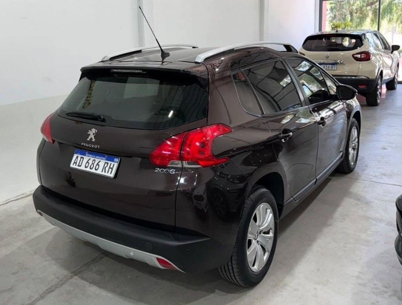 Peugeot 2008 Usado en San Luis, deRuedas