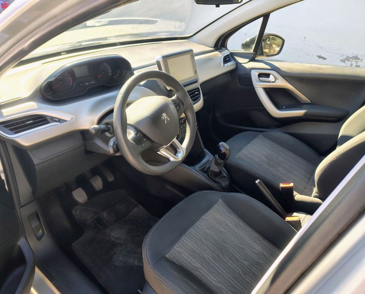 Peugeot 2008 Usado Financiado en Mendoza, deRuedas