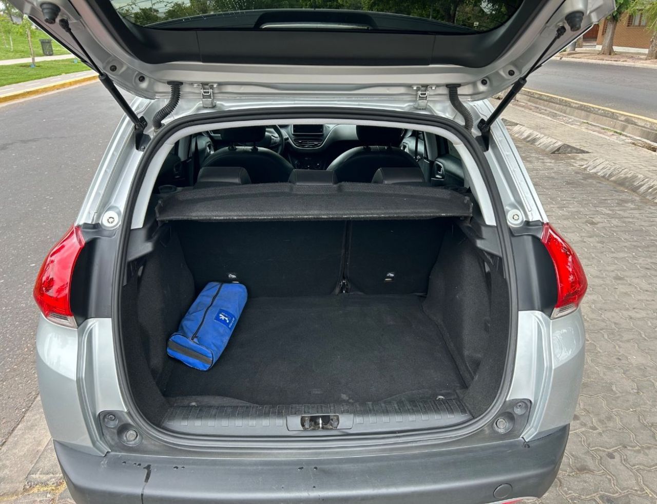 Peugeot 2008 Usado Financiado en Mendoza, deRuedas