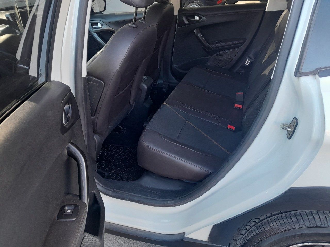 Peugeot 2008 Usado Financiado en Mendoza, deRuedas