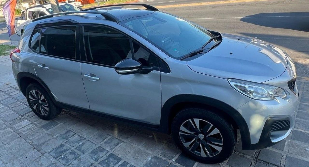 Peugeot 2008 Usado Financiado en Córdoba, deRuedas