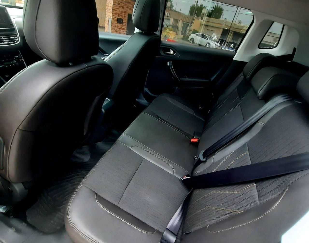 Peugeot 2008 Usado Financiado en Córdoba, deRuedas