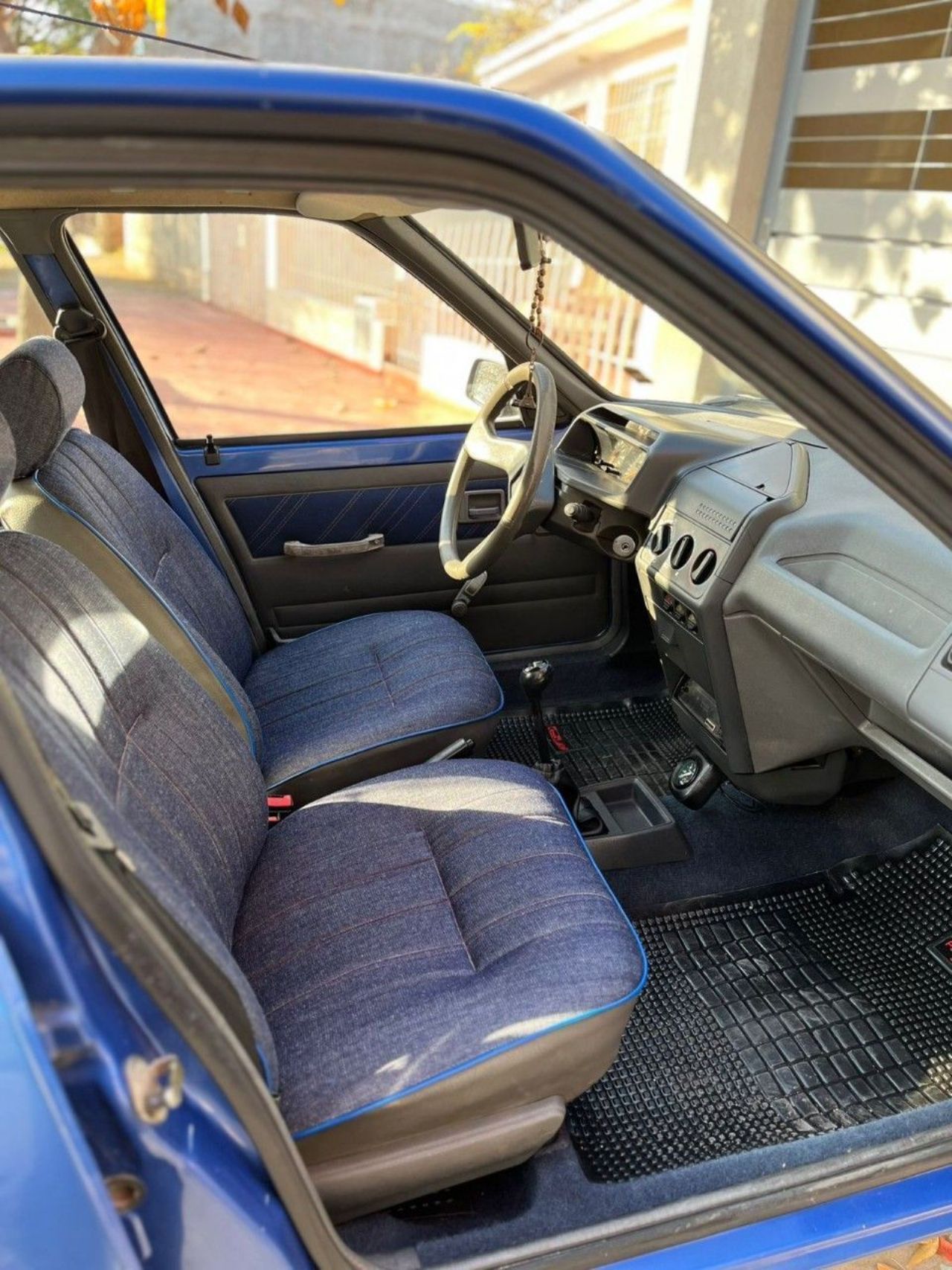 Peugeot 205 Usado en Mendoza, deRuedas