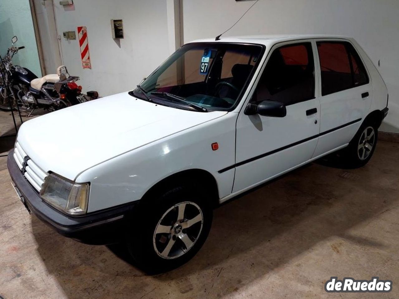 Peugeot 205 Usado en Mendoza, deRuedas