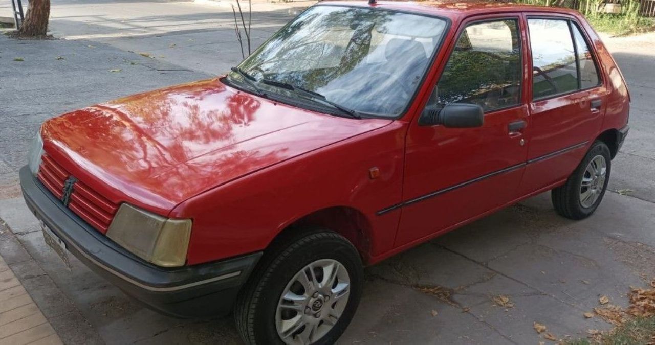 Peugeot 205 Usado en Mendoza, deRuedas
