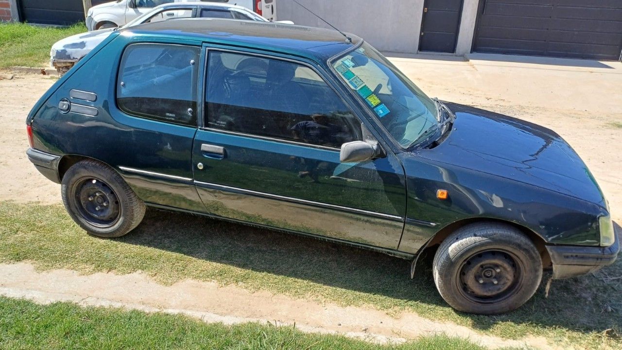 Peugeot 205 Usado en Buenos Aires, deRuedas