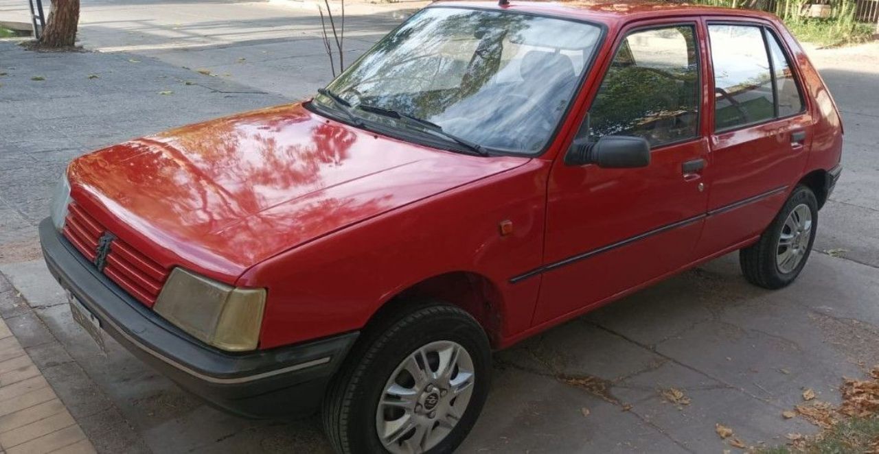 Peugeot 205 Usado en Mendoza, deRuedas
