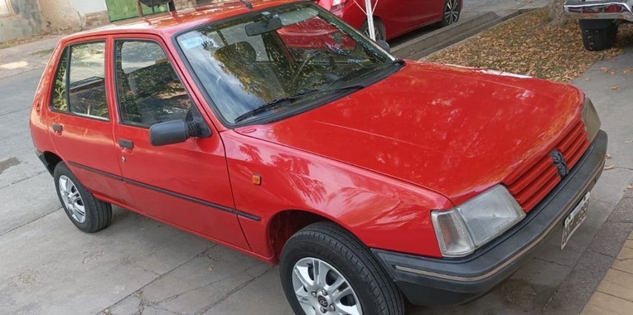 Peugeot 205 Usado en Mendoza, deRuedas