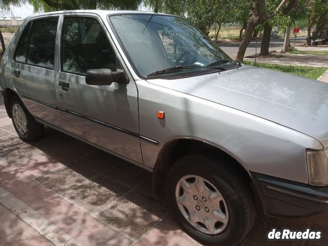 Peugeot 205 Usado en Mendoza, deRuedas