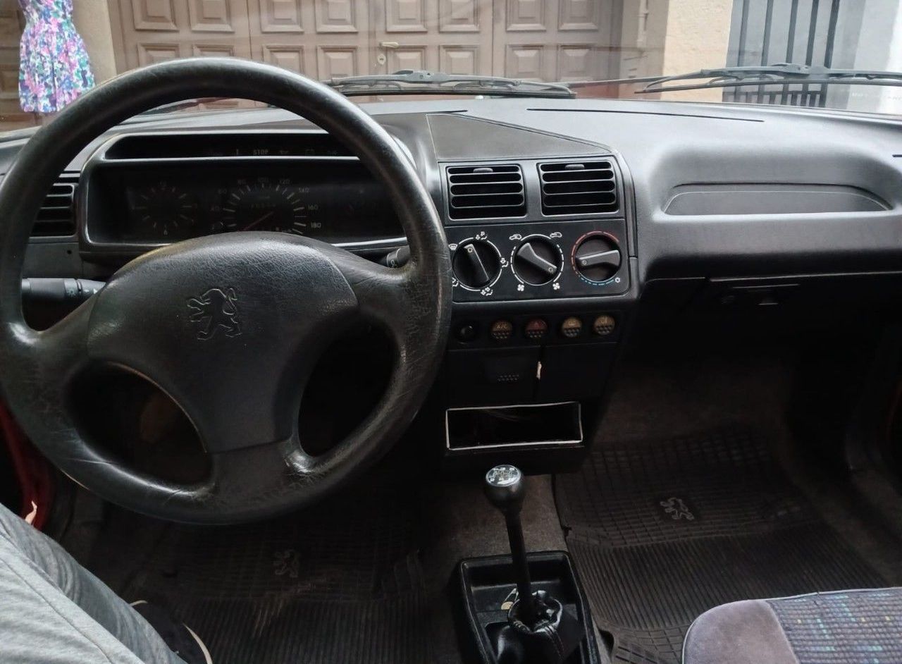 Peugeot 205 Usado en Mendoza, deRuedas