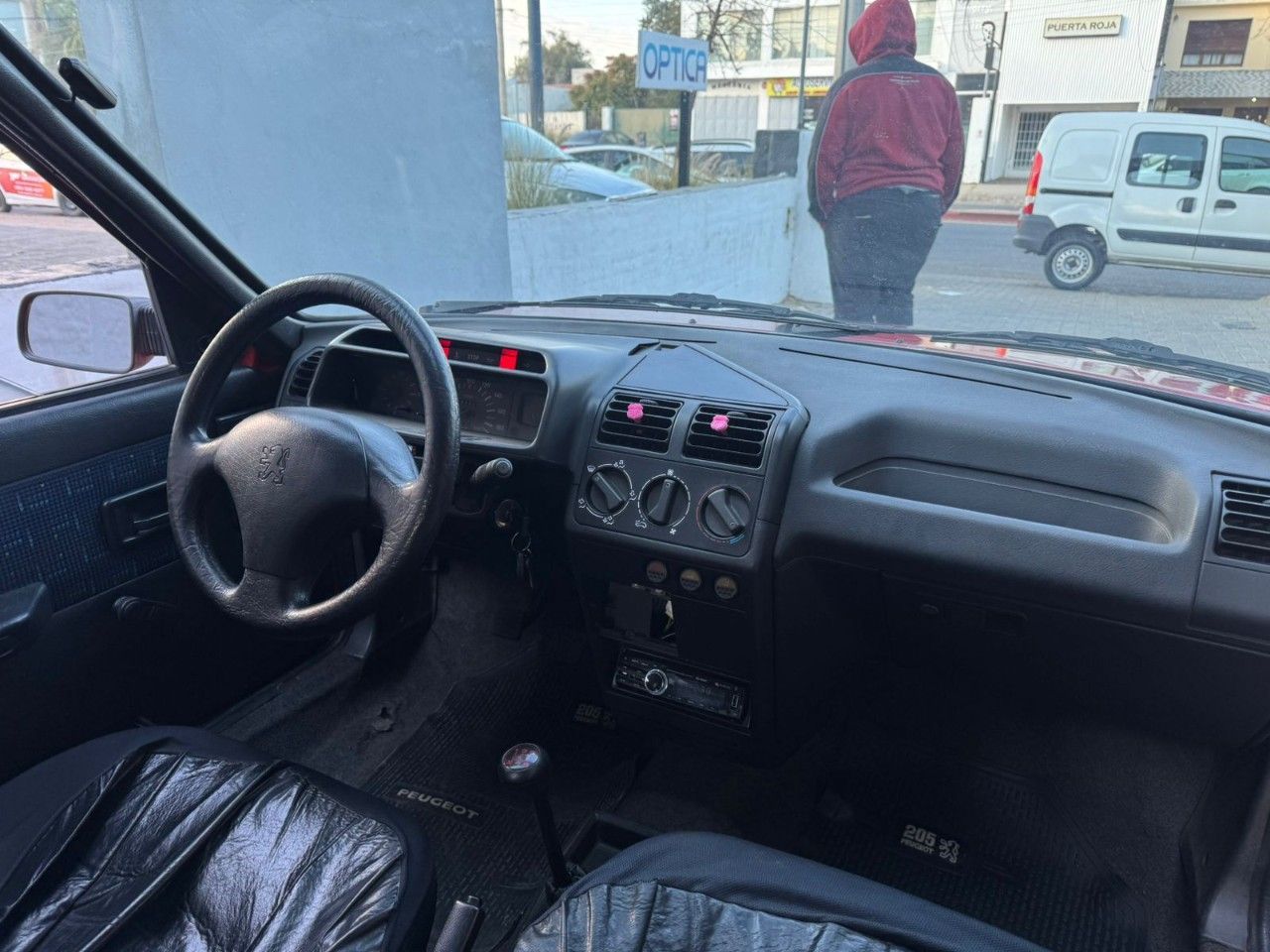 Peugeot 205 Usado en Córdoba, deRuedas
