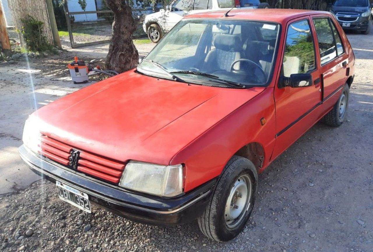Peugeot 205 Usado en Mendoza, deRuedas