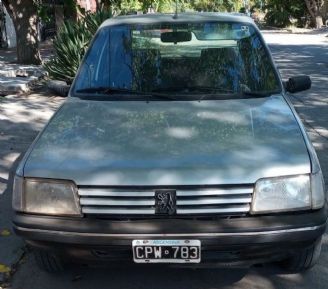 Peugeot 205 Usado en Mendoza